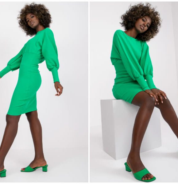 Pagrindinės suknelės didmeninėje prekyboje