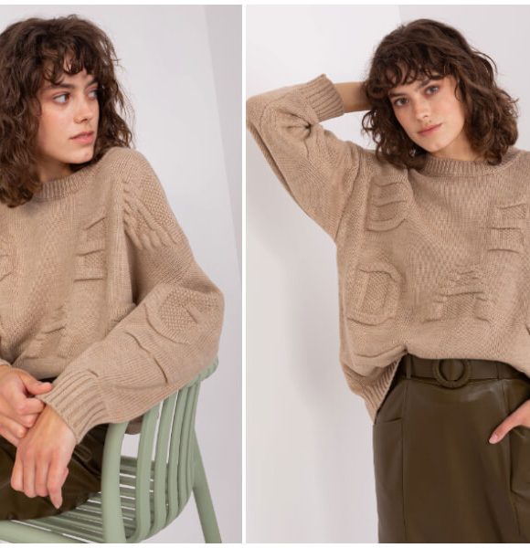 Didmeninė prekyba negabaritiniu megztiniu – būtina turėti tarp žieminių trikotažų